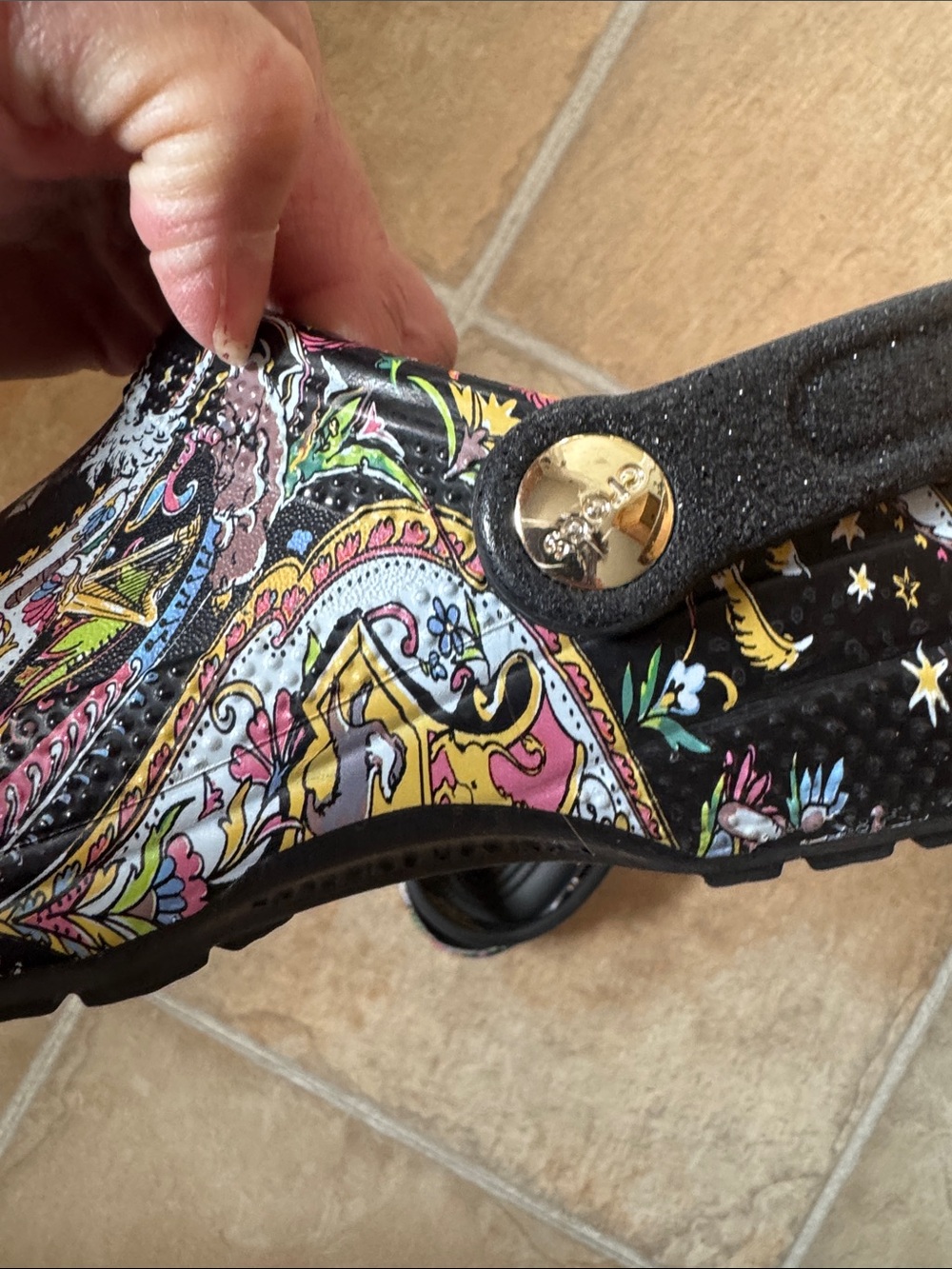 NEW Sp Ed Harry Potter Vera Bradley Black Paisley Crocs - size 8 Womens & 6 Mens - Picture 5 of 6